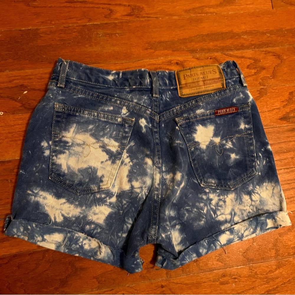 Paris Blues bleach dye shorts